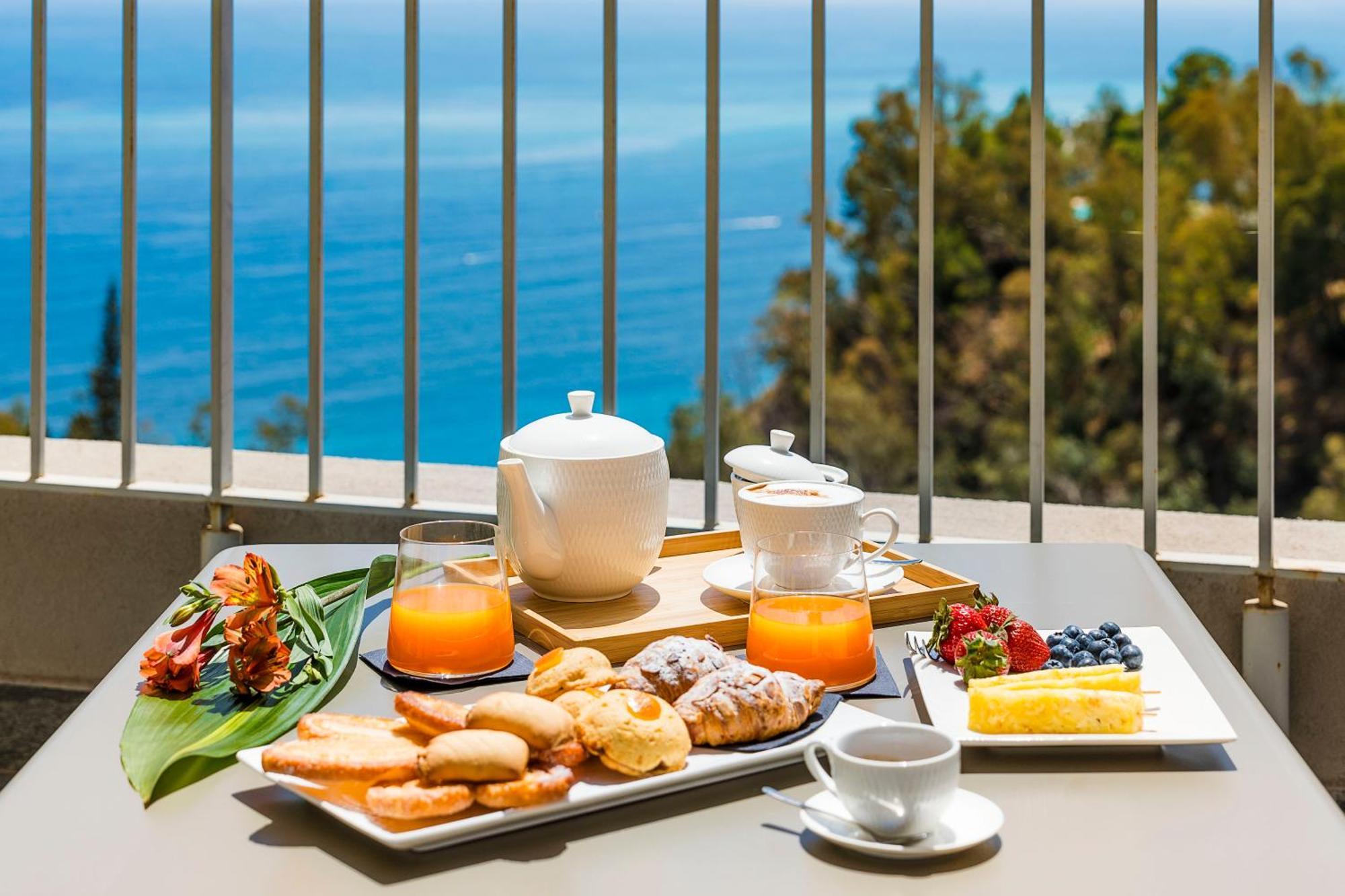 Belduomo Hotel Taormina Kültér fotó